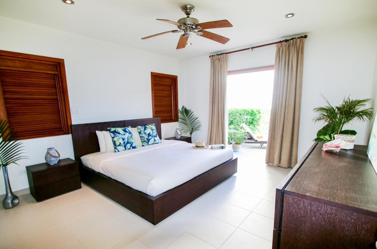 The Hideaway At Hughes Point Freetown Village Exterior photo