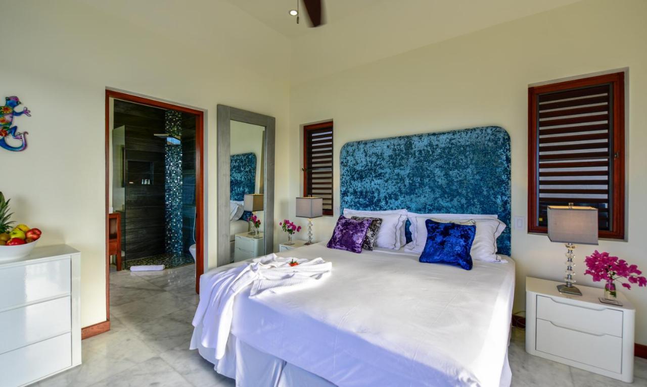 The Hideaway At Hughes Point Freetown Village Exterior photo