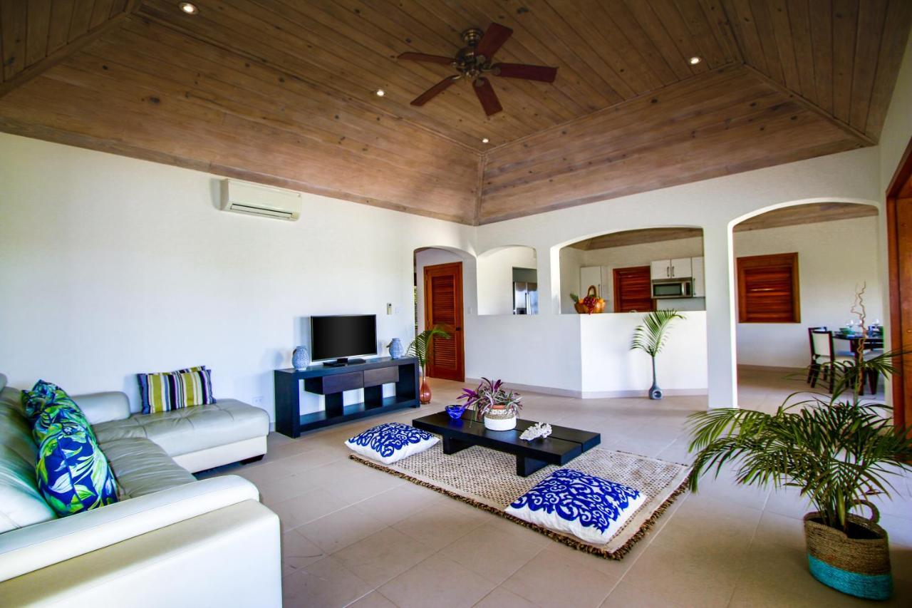 The Hideaway At Hughes Point Freetown Village Exterior photo